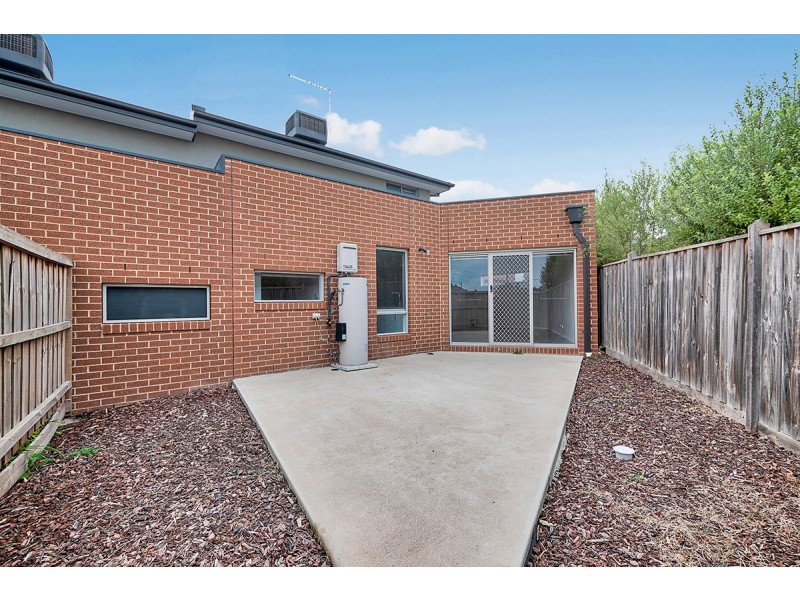 24 Braestar Street, Cranbourne VIC 3977