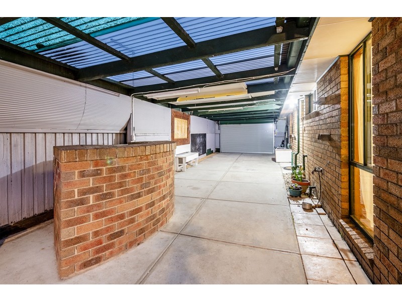 1 Dior Court, Cranbourne West VIC 3977