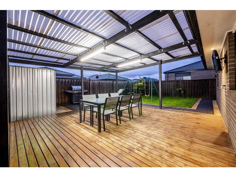 79 Frankland Street, Clyde North VIC 3978