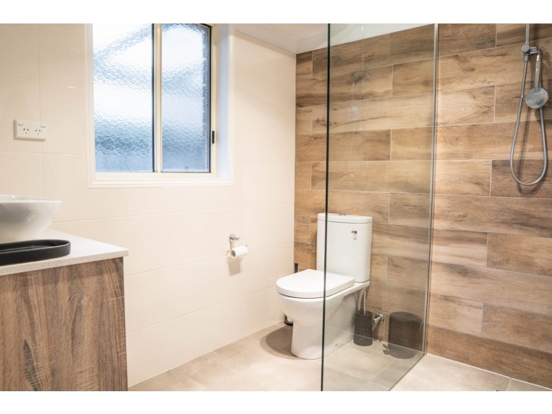 12 Jagger Cct, Cranbourne East VIC 3977