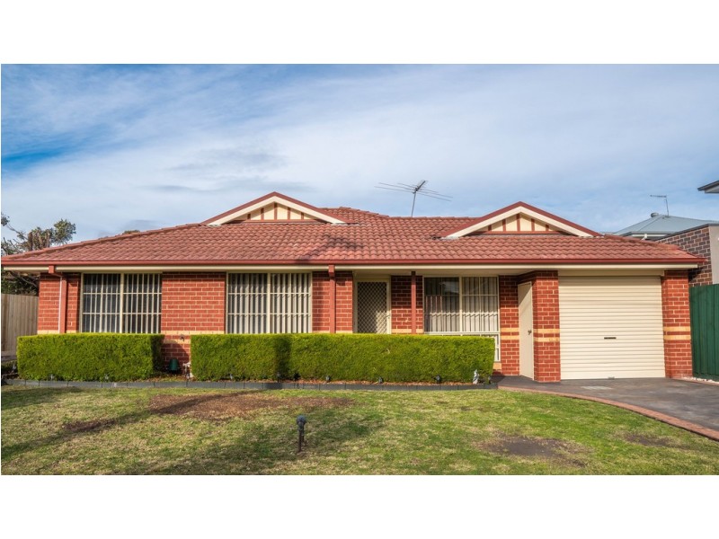 1/4 McLennan Street, Eumemmerring VIC 3177