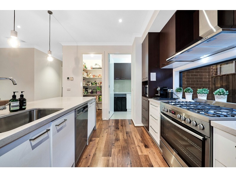 56 Glenelg Street, Clyde North VIC 3978