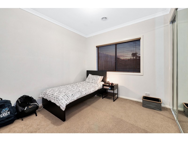 56 Glenelg Street, Clyde North VIC 3978