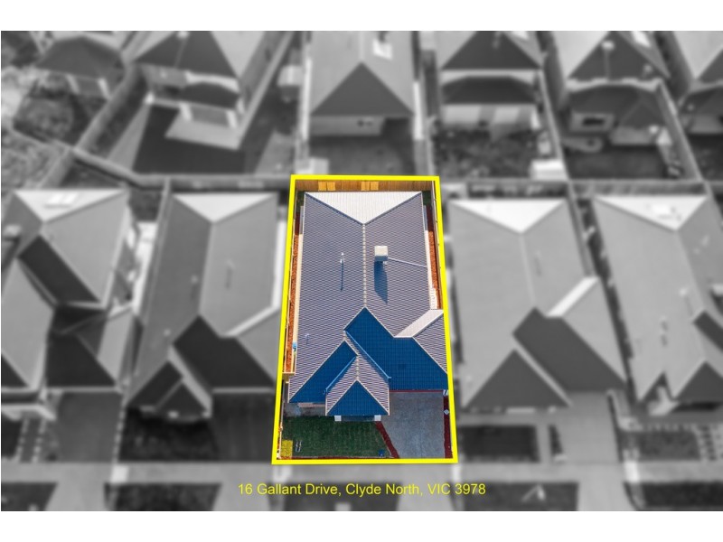 16 Gallant Drive, Clyde North VIC 3978