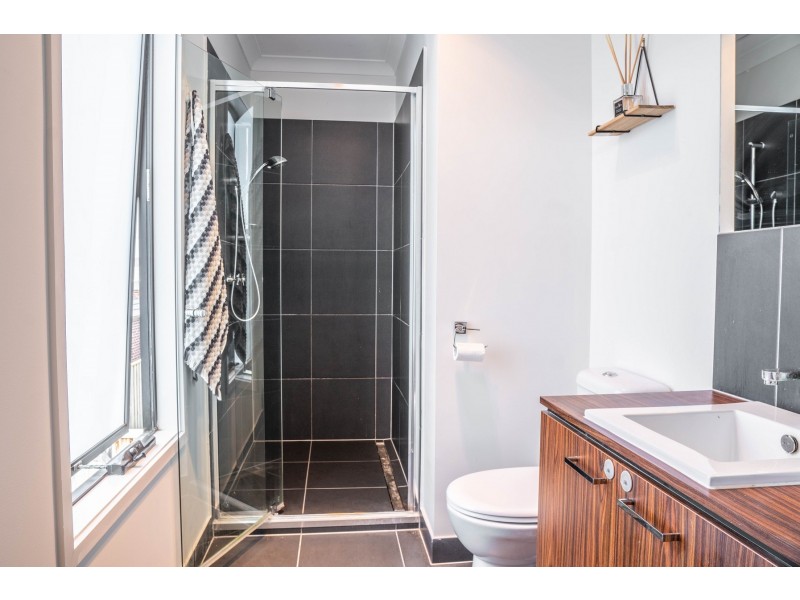 55 Morningside Blvd, Cranbourne West VIC 3977