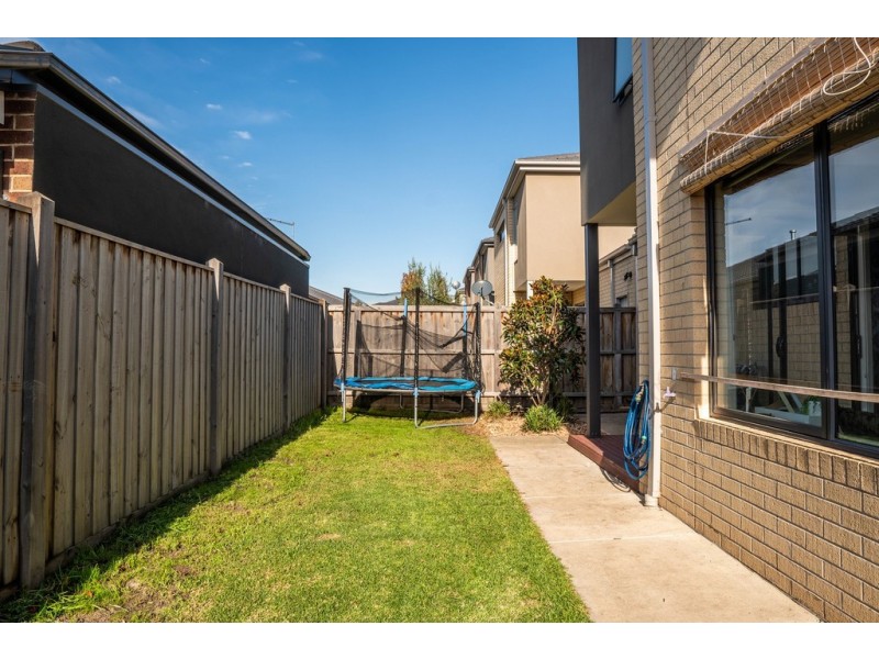 55 Morningside Blvd, Cranbourne West VIC 3977