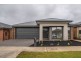 92 Waterman Drive, Clyde VIC 3978