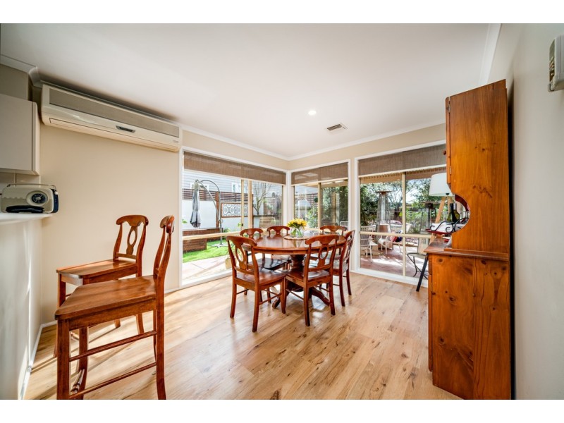 6 Elk Turn, Cranbourne VIC 3977