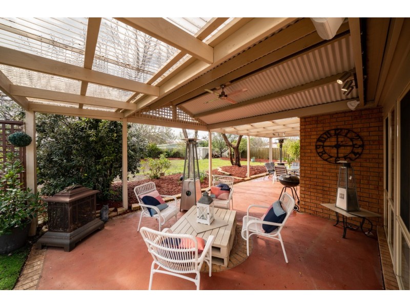 6 Elk Turn, Cranbourne VIC 3977