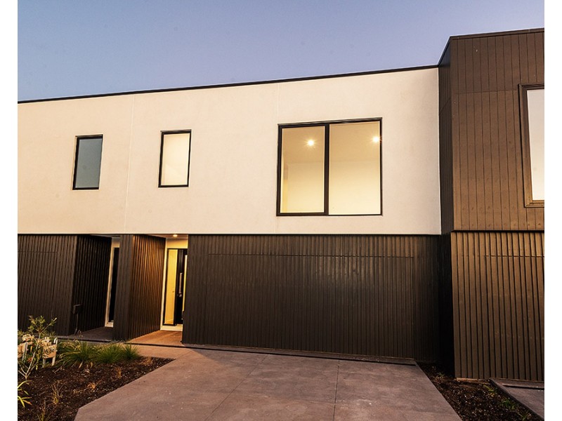 33 (Lot 25) Savoy Grove, Cranbourne North VIC 3977