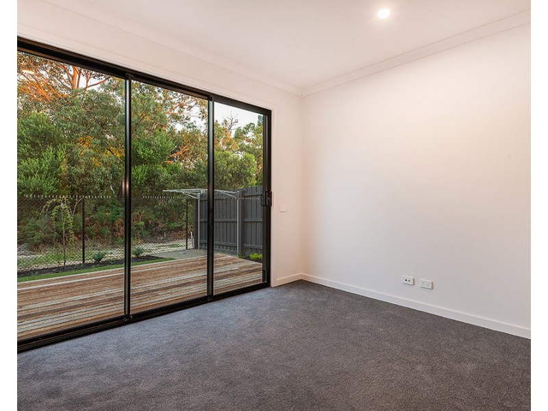 33 (Lot 25) Savoy Grove, Cranbourne North VIC 3977