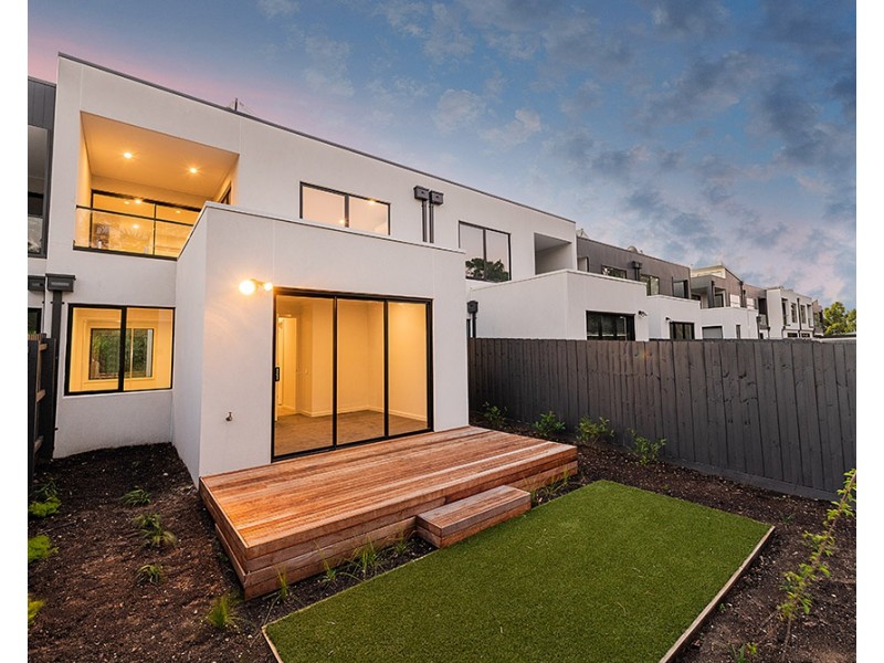 33 (Lot 25) Savoy Grove, Cranbourne North VIC 3977