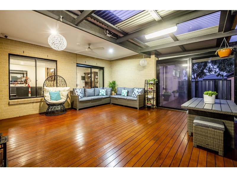 26 Hackney Circuit, Clyde North VIC 3978