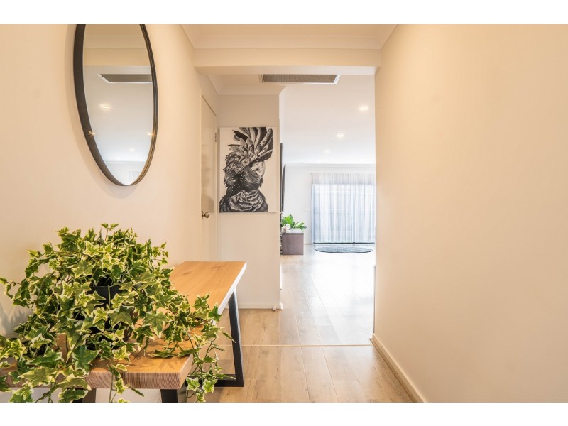 11 Grattan Street, Clyde VIC 3978