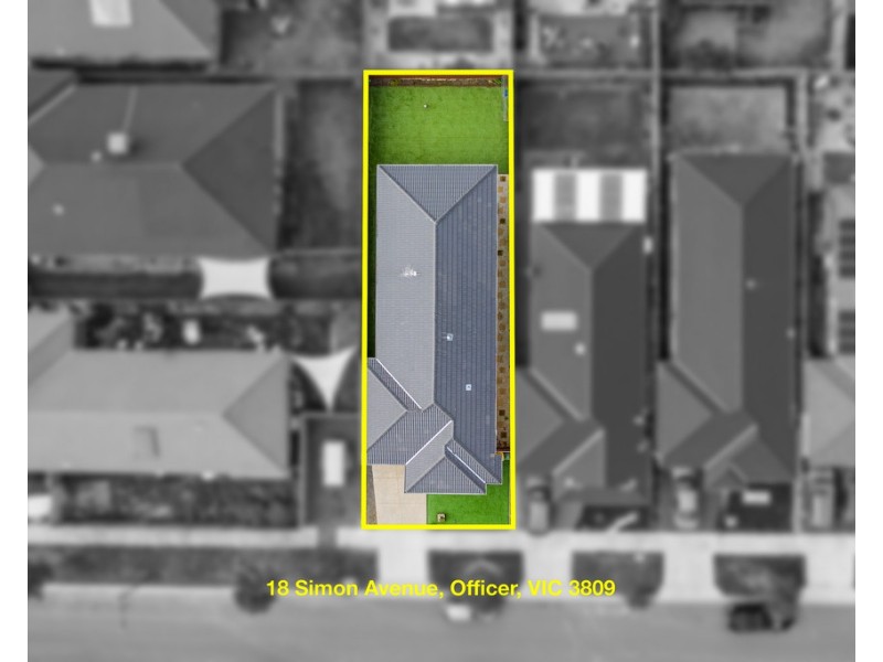 18 Simon Avenue, Officer VIC 3809