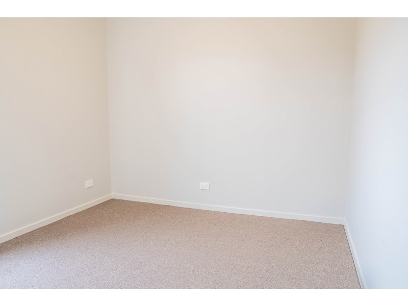 110 Ceduna Road, Clyde North VIC 3978