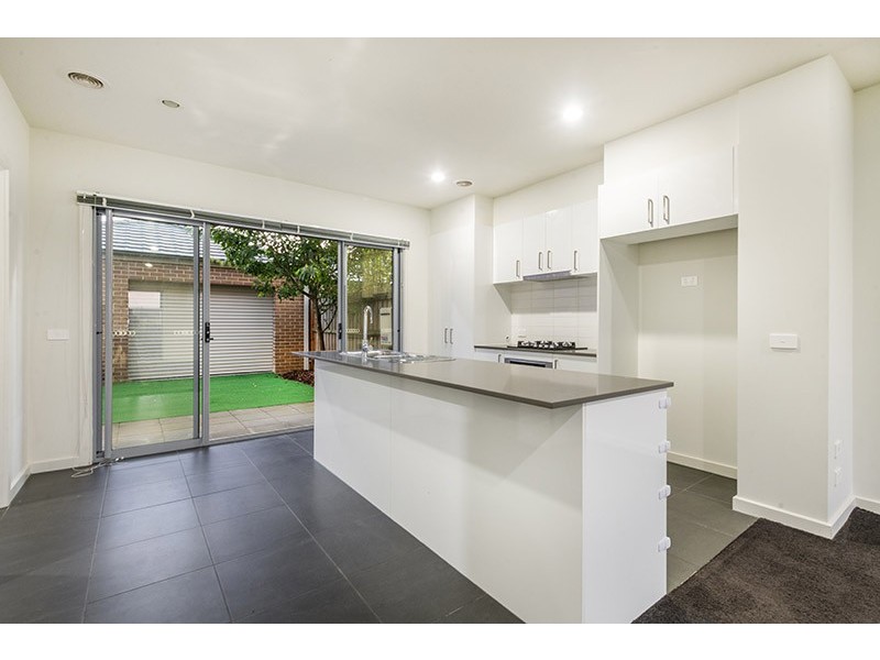 5 Jockey Lane, Cranbourne VIC 3977