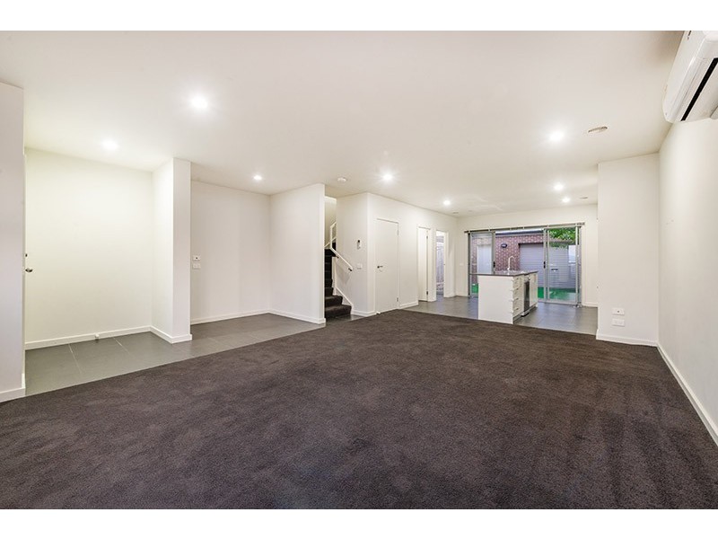 5 Jockey Lane, Cranbourne VIC 3977
