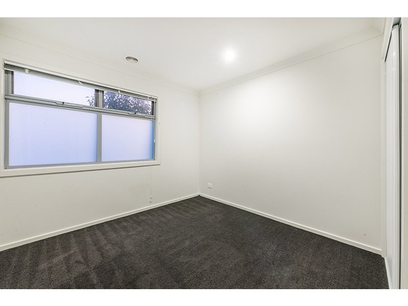 5 Jockey Lane, Cranbourne VIC 3977