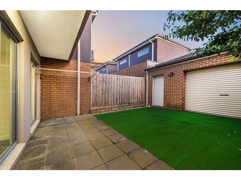 5 Jockey Lane, Cranbourne VIC 3977