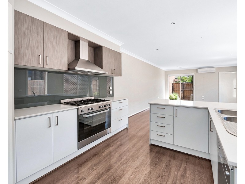 21 Dakota Street, Officer VIC 3809