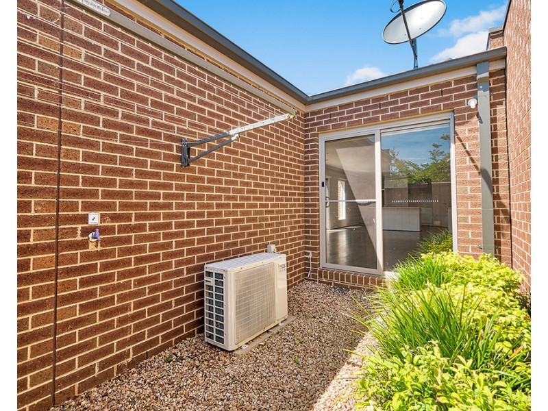 21 Dakota Street, Officer VIC 3809