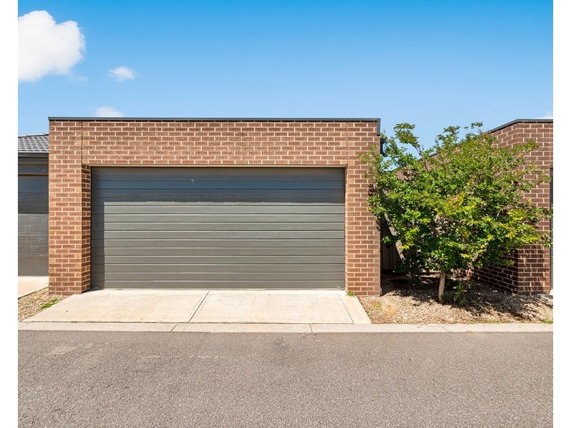 21 Dakota Street, Officer VIC 3809