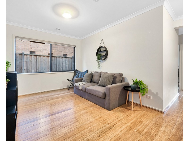 13 Gumview Road, Lyndhurst VIC 3975