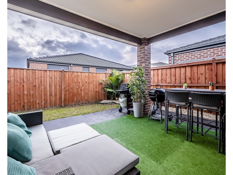 13 Gumview Road, Lyndhurst VIC 3975