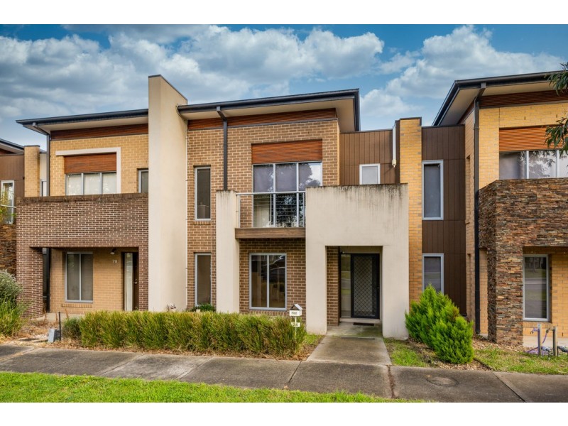 76 Mannavue Blvd, Cranbourne North VIC 3977