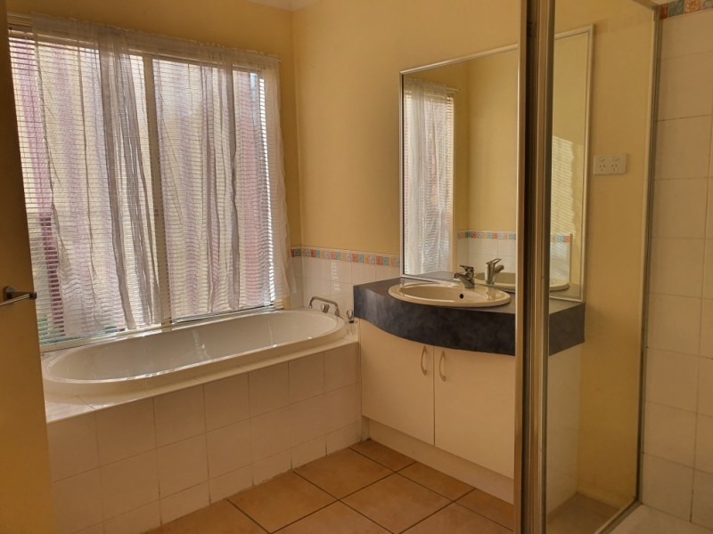 19 Mariner Close, Cranbourne North VIC 3977