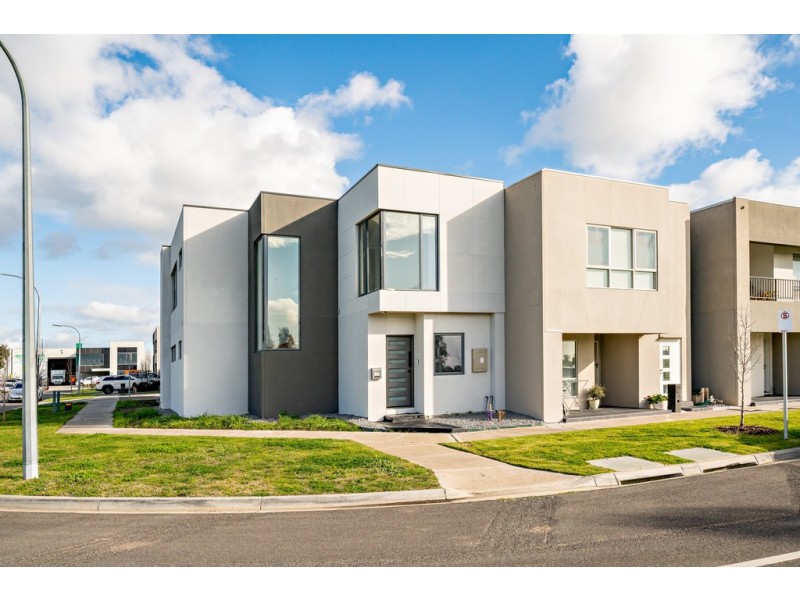 13 Fergus Lane, Cranbourne West VIC 3977