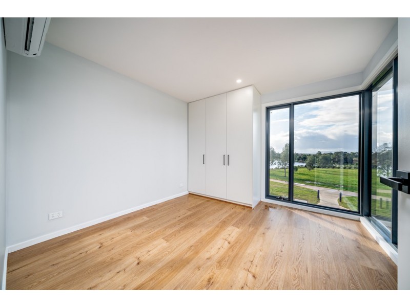 13 Fergus Lane, Cranbourne West VIC 3977