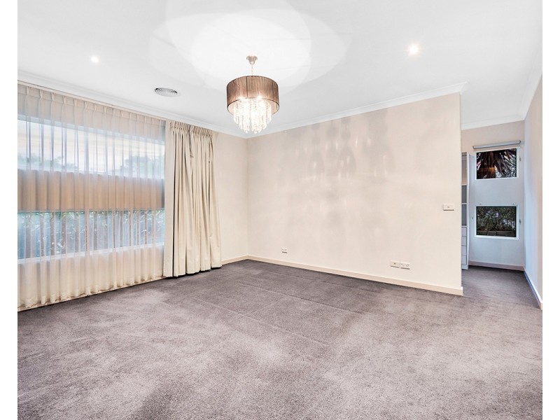 6 Pyramid Place, Lyndhurst VIC 3975