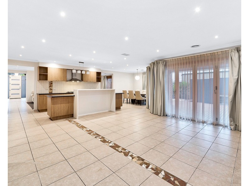 6 Pyramid Place, Lyndhurst VIC 3975