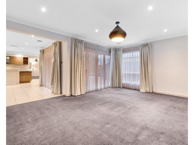 6 Pyramid Place, Lyndhurst VIC 3975