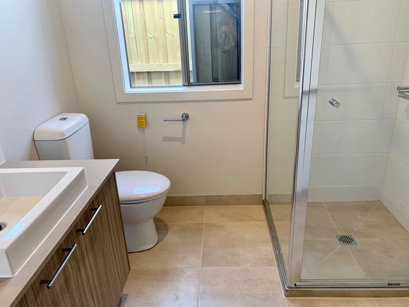 12 Midfield Way, Clyde VIC 3978