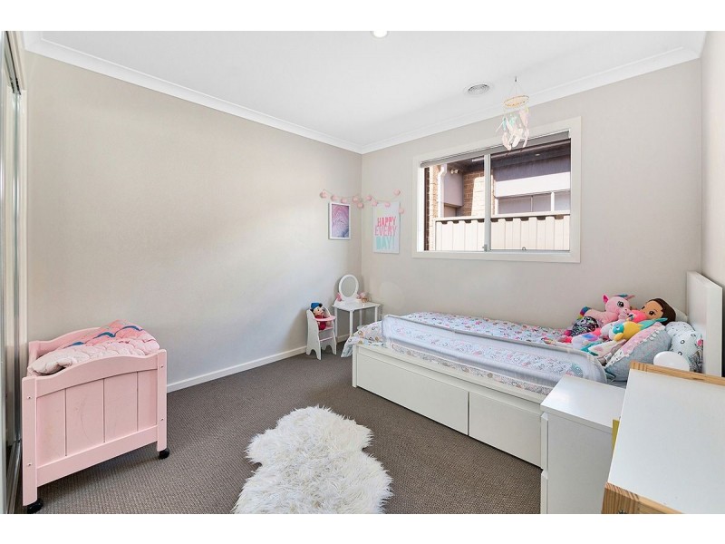 62 McEwan Drive, Cranbourne East VIC 3977