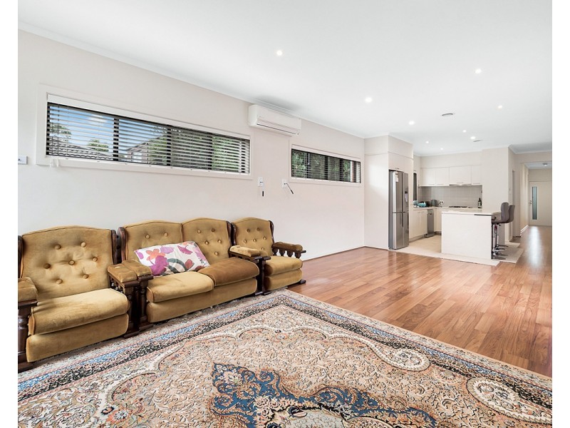 102 Springhill Drive, Cranbourne VIC 3977