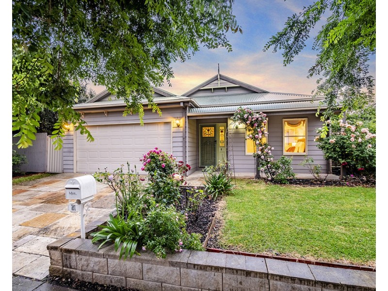 5 Moreton Bay Boulevard, Lyndhurst VIC 3975