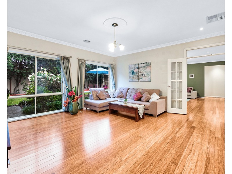 5 Moreton Bay Boulevard, Lyndhurst VIC 3975