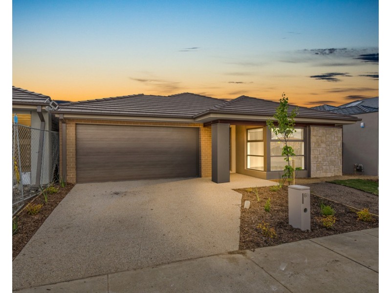60 Bowler Avenue, Clyde VIC 3978