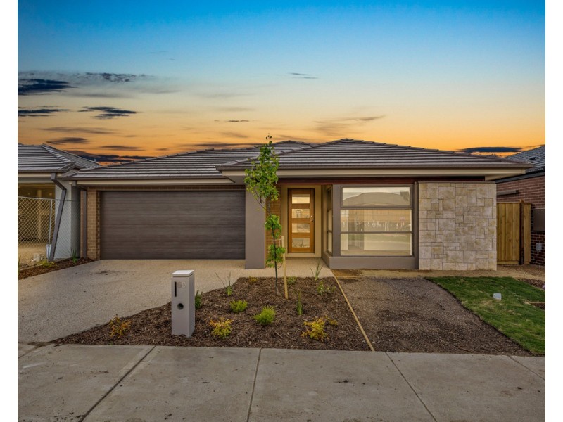 60 Bowler Avenue, Clyde VIC 3978