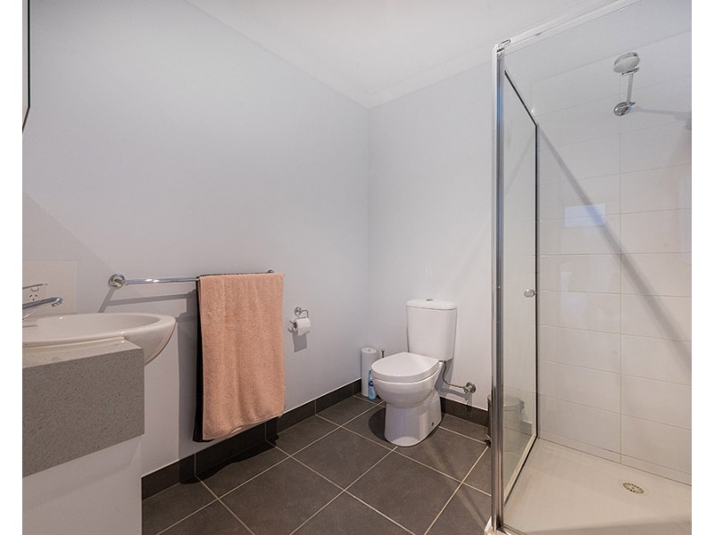 1 Nanea Path, Cranbourne VIC 3977