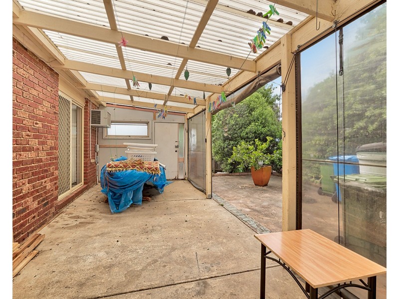 8 Tamworth Court, Cranbourne VIC 3977