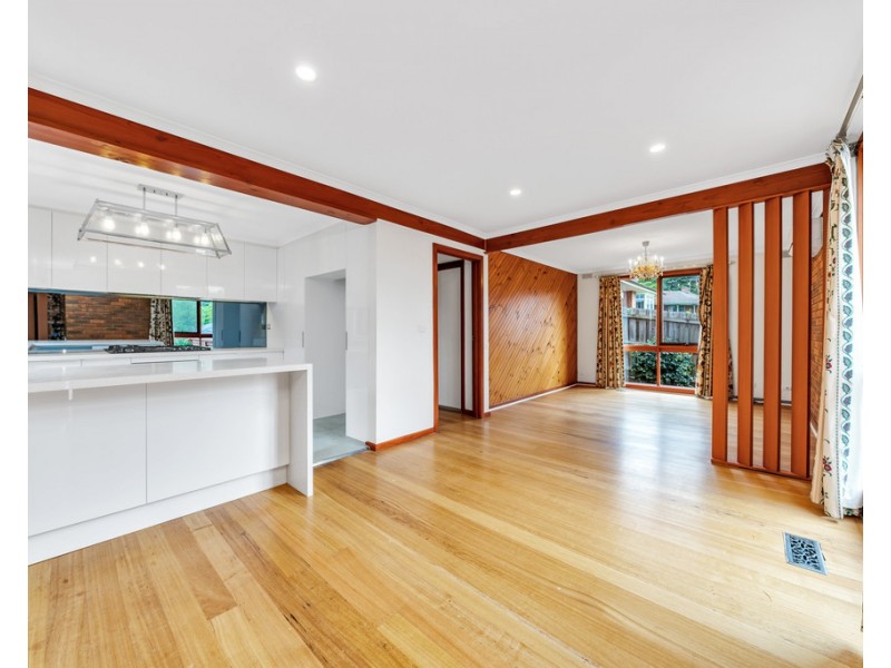 6 Amberwood Ct, Templestowe VIC 3106