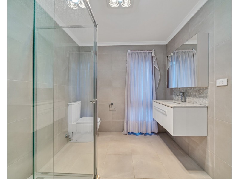 6 Amberwood Ct, Templestowe VIC 3106