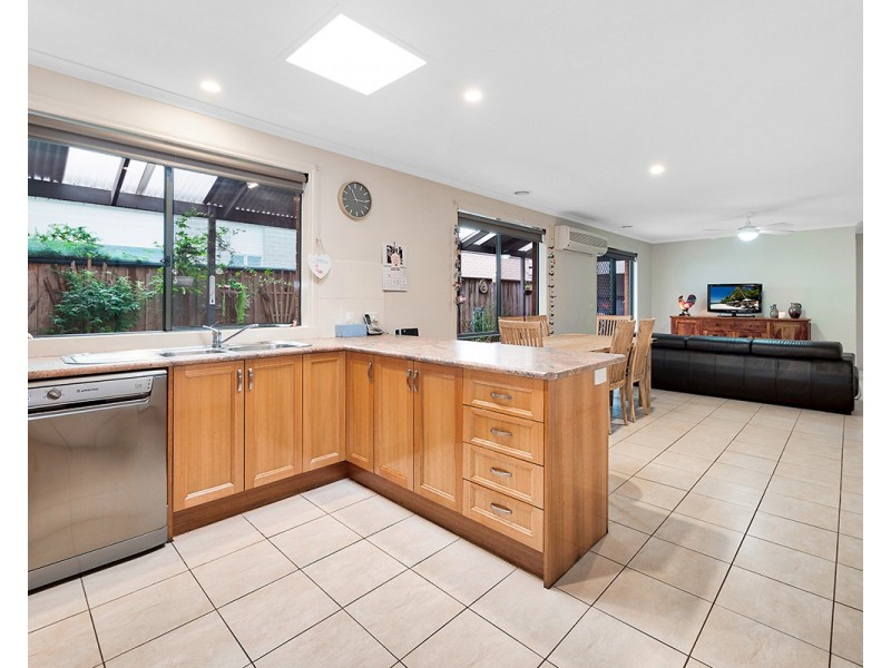 5 Ebony Street, Cranbourne VIC 3977