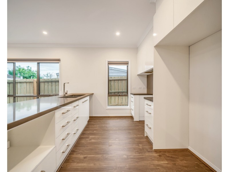 2/4 Caroline Street, Dandenong VIC 3175