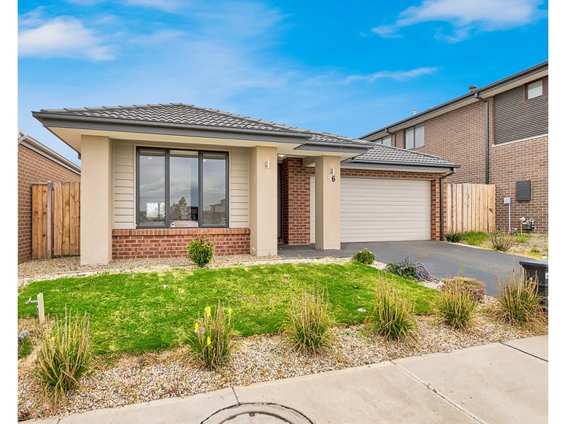 56 Hartleigh Street, Clyde VIC 3978